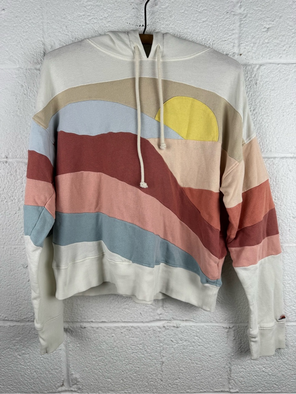 Faherty Sun & Waves Landscape Organic Cotton Hoodie Small